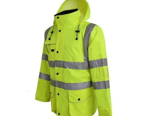 Reflective Rain Suit with Multiple Pockets