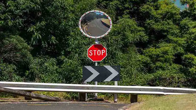 What are the supply standards for reflective film for traffic signs